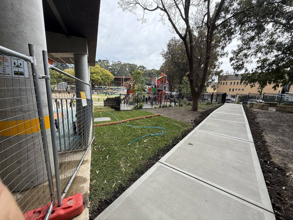 An oval that finally drains — After
