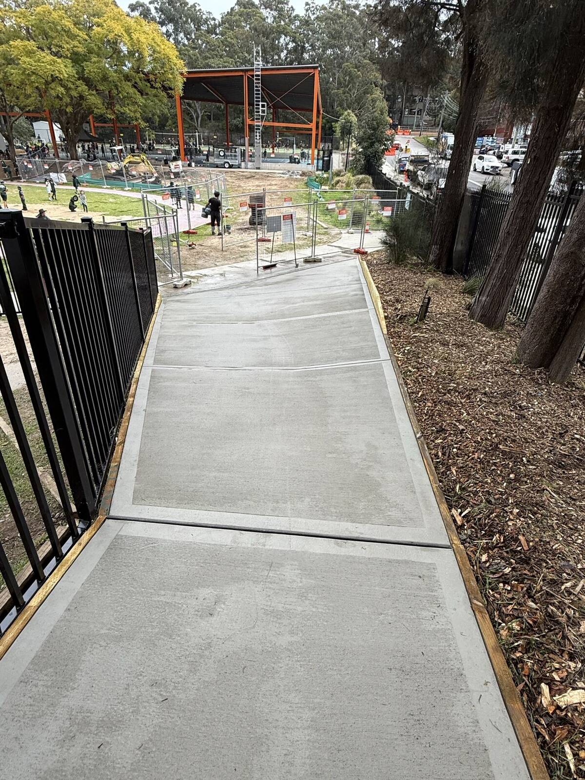 An oval that finally drains — After